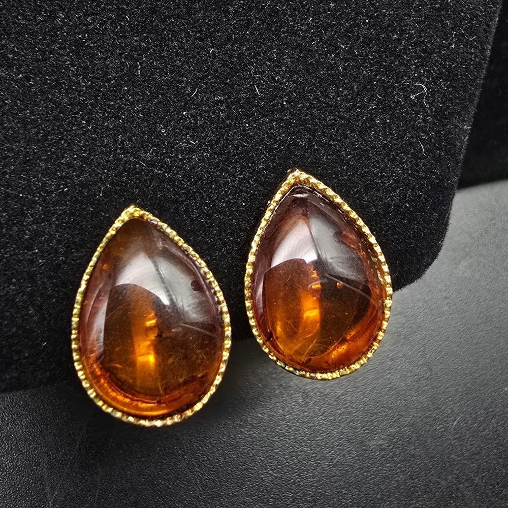 Root Beer Lucite Tear Drop Clip On Earrings Vintage Costume Jewelry
